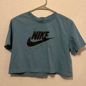 Nike crop tee